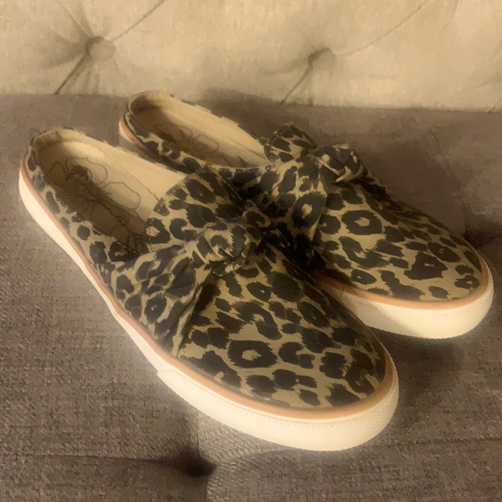 Margaritaville shoes size 8.5